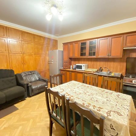 Davit'S Apartment 21 Тбилиси Екстериор снимка
