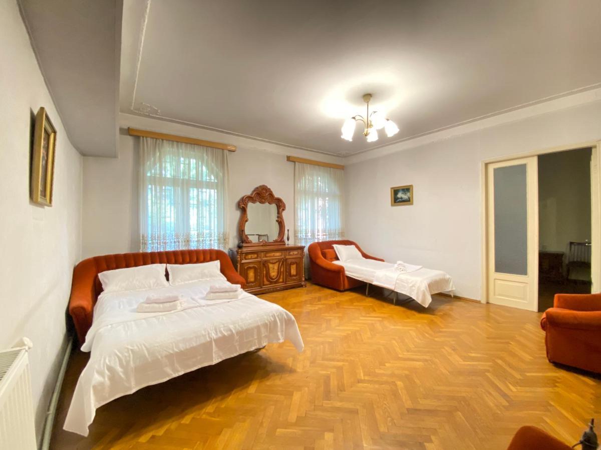 Davit'S Apartment 21 Тбилиси Екстериор снимка