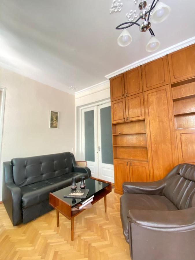 Davit'S Apartment 21 Тбилиси Екстериор снимка