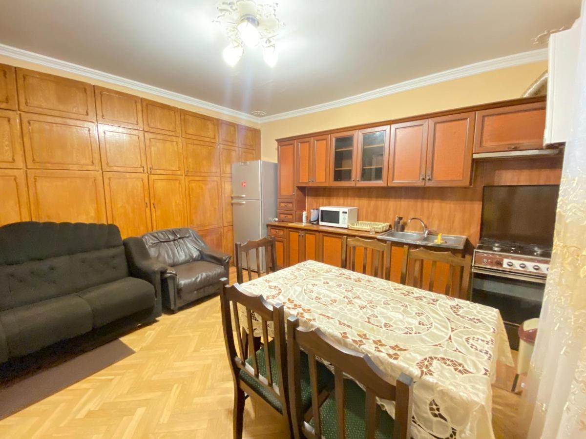 Davit'S Apartment 21 Тбилиси Екстериор снимка