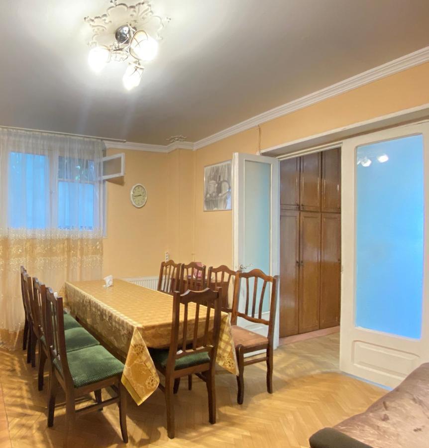 Davit'S Apartment 21 Тбилиси Екстериор снимка